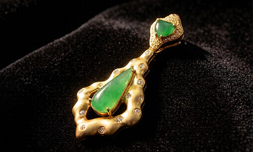 jade jewelry for young women