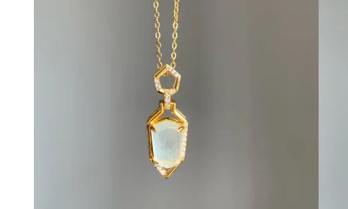 jadeite pendant care cleaning tips